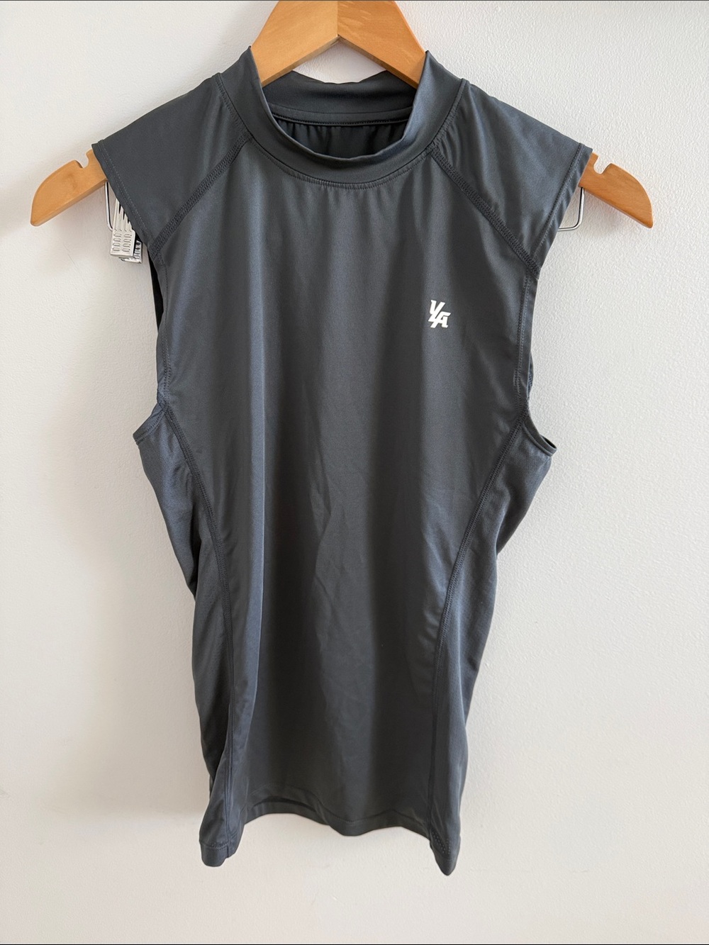 YoungLA Men's Sleeveless Performance Tank Top - Charcoal